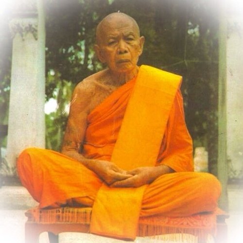 Luang Phu Tim Isarago Wat Laharn Rai Rayong